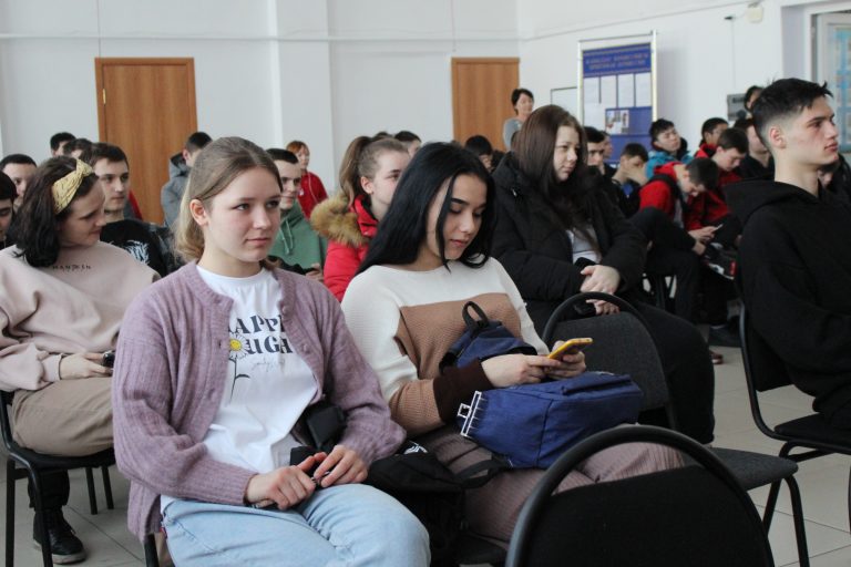 Подробнее о статье <strong>Состоялась встреча студентов с представителем прокуратуры УКПСиСУ ГП РК по Павлодарской области.</strong>